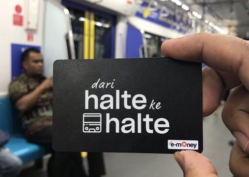 Dari Halte ke Halte, Sajikan Rekomendasi Kuliner Enak di Sekitar Halte Ibu Kota